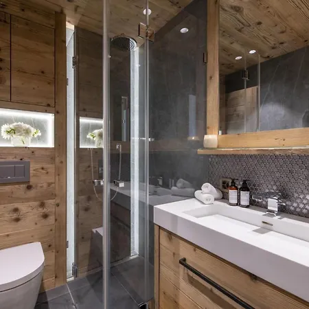 شقة Chalet Laax: Create Unforgettable Memories *